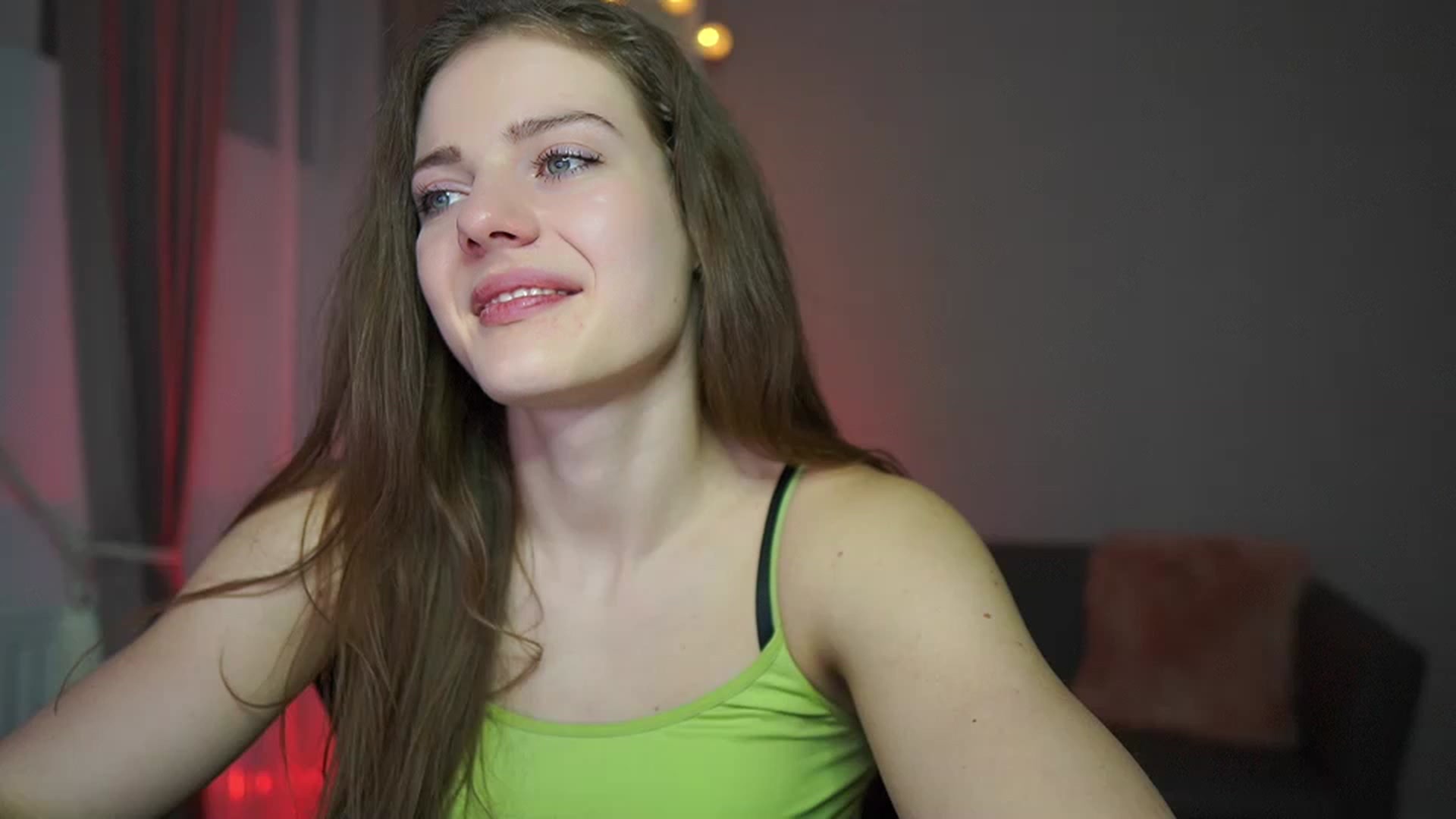 Gallery image thumbnail from Elly_Malkova_'s myfreecams stream on, 03/05/2023, 21:26 image 7 of 20