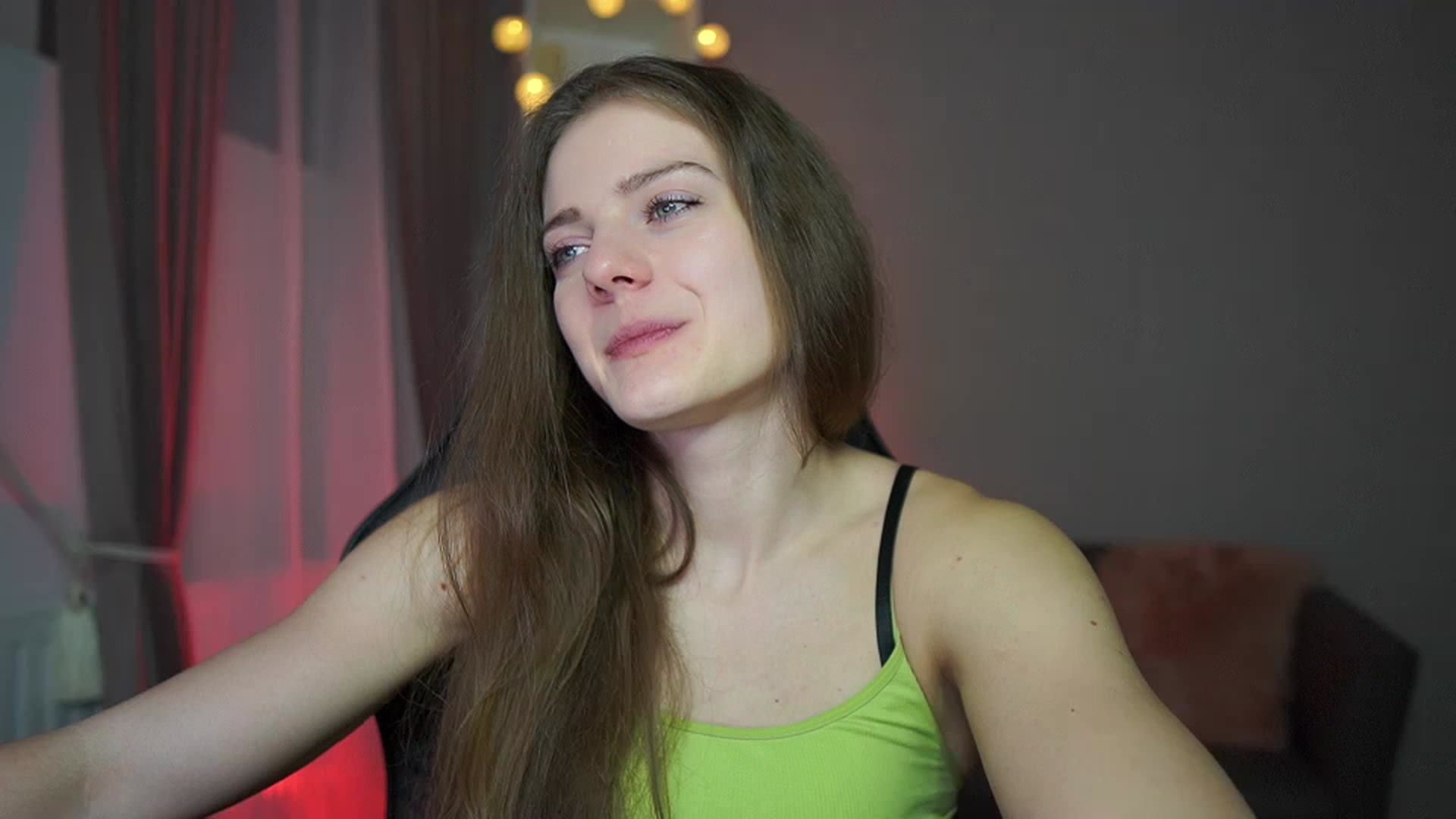 Gallery image thumbnail from Elly_Malkova_'s myfreecams stream on, 03/05/2023, 23:55 image 2 of 20