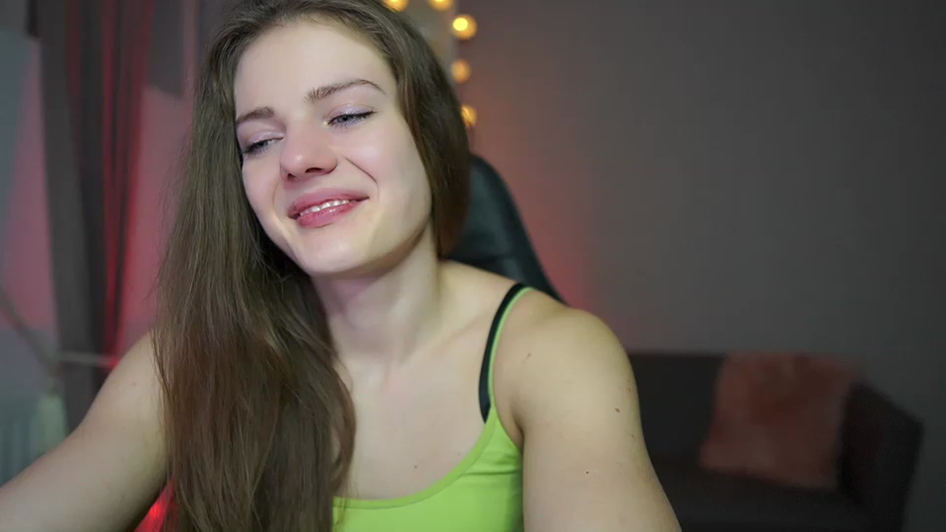 Gallery image thumbnail from Elly_Malkova_'s myfreecams stream on, 03/05/2023, 23:55 image 20 of 20