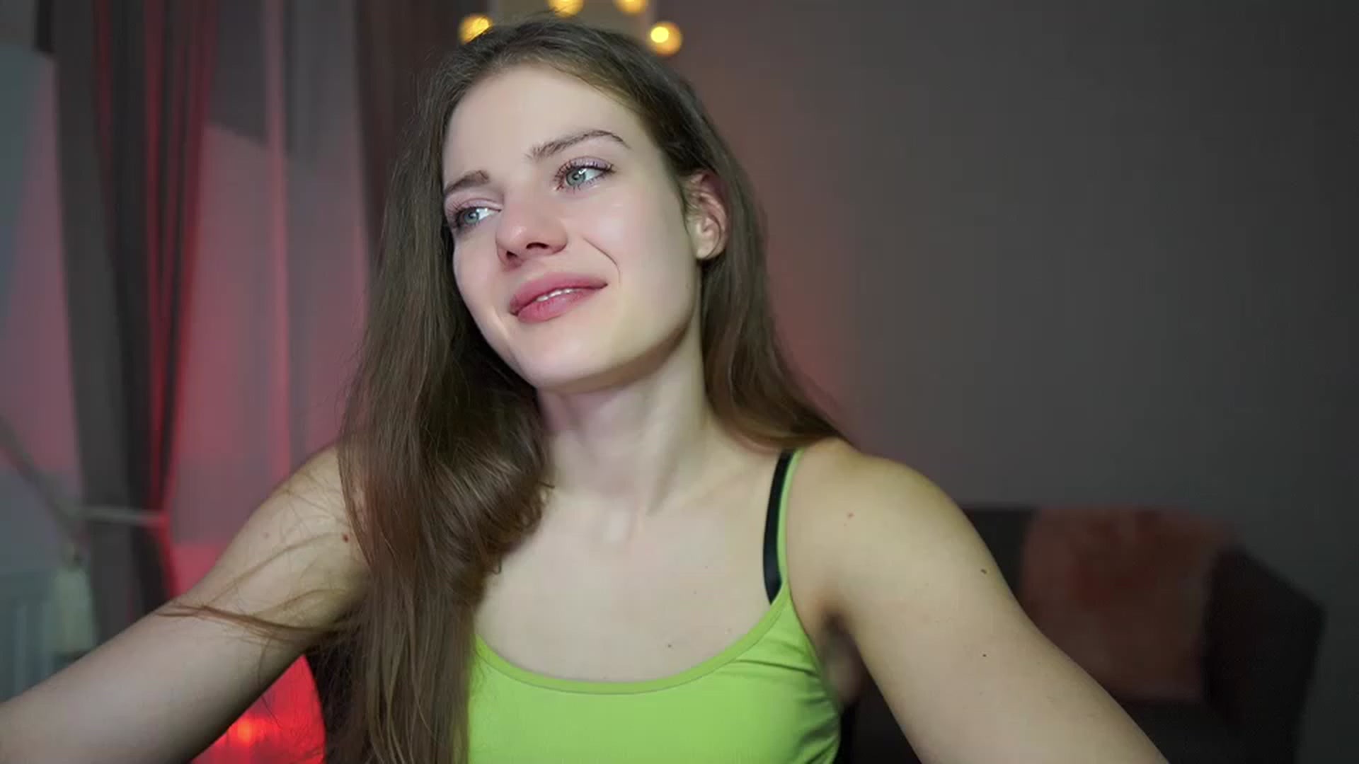 Gallery image thumbnail from Elly_Malkova_'s myfreecams stream on, 03/05/2023, 23:55 image 15 of 20