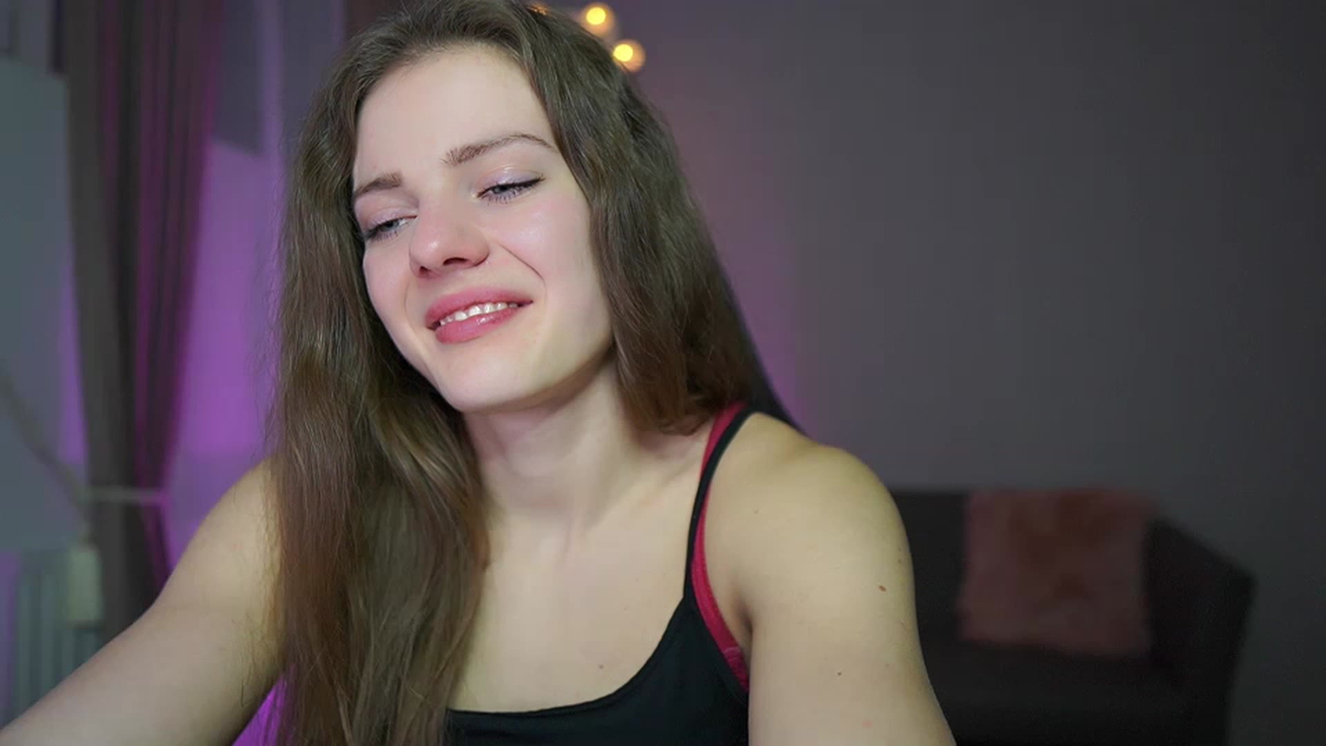 Gallery image thumbnail from Elly_Malkova_'s myfreecams stream on, 03/07/2023, 20:47 image 19 of 20