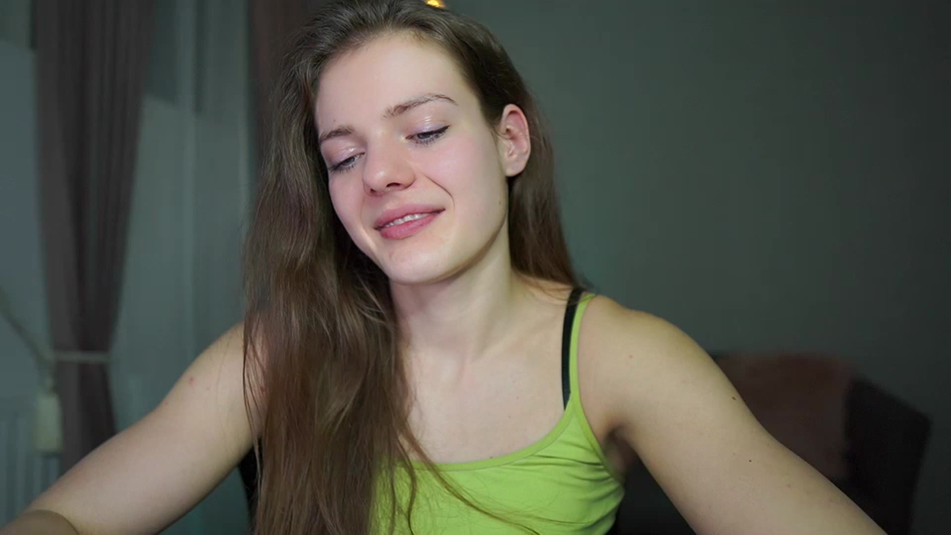 Gallery image thumbnail from Elly_Malkova_'s myfreecams stream on, 03/08/2023, 20:34 image 20 of 20