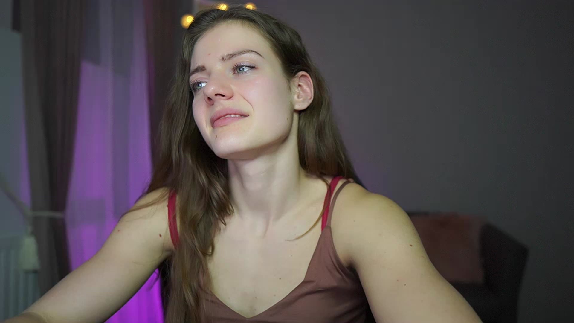 Gallery image thumbnail from Elly_Malkova_'s myfreecams stream on, 03/10/2023, 21:42 image 20 of 20