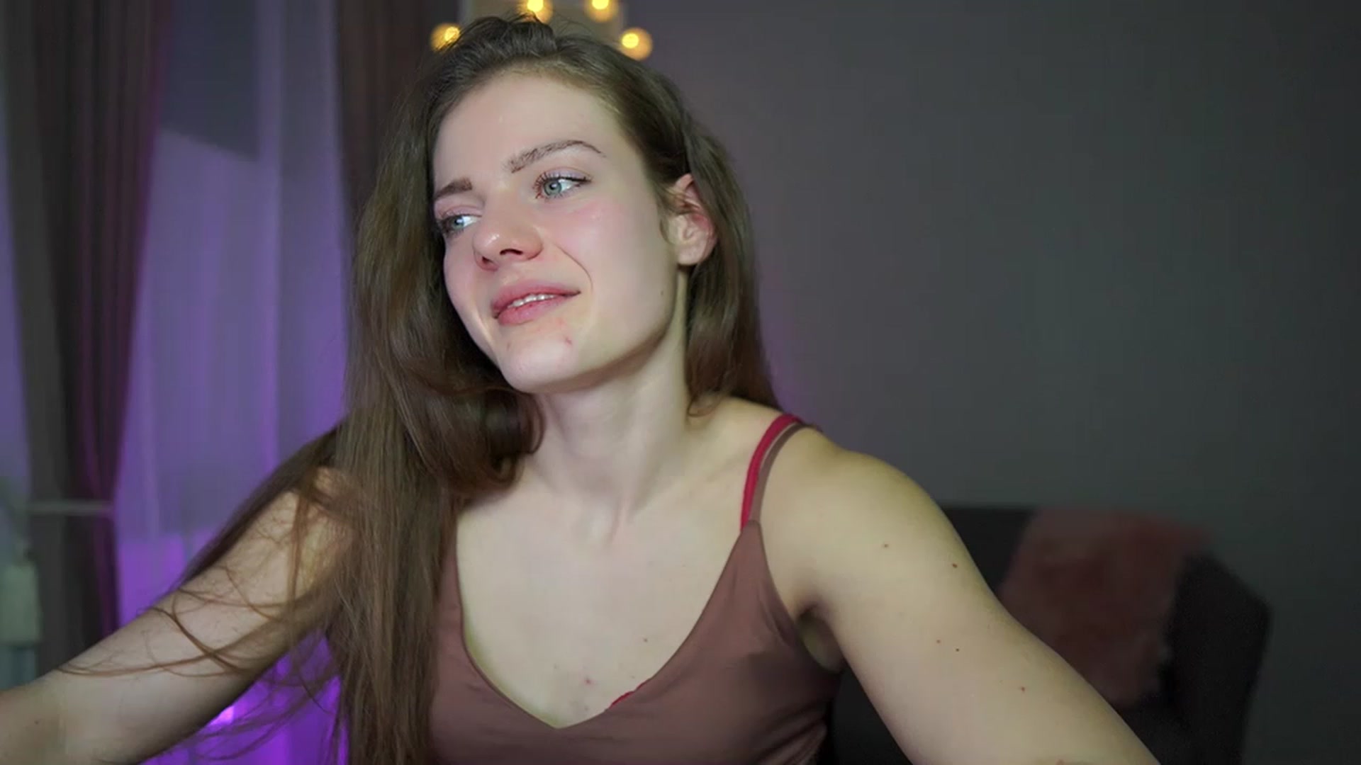Gallery image thumbnail from Elly_Malkova_'s myfreecams stream on, 03/16/2023, 19:55 image 6 of 20