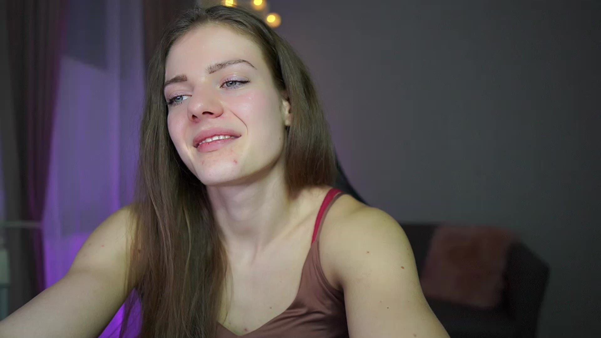 Gallery image thumbnail from Elly_Malkova_'s myfreecams stream on, 03/16/2023, 21:41 image 20 of 20