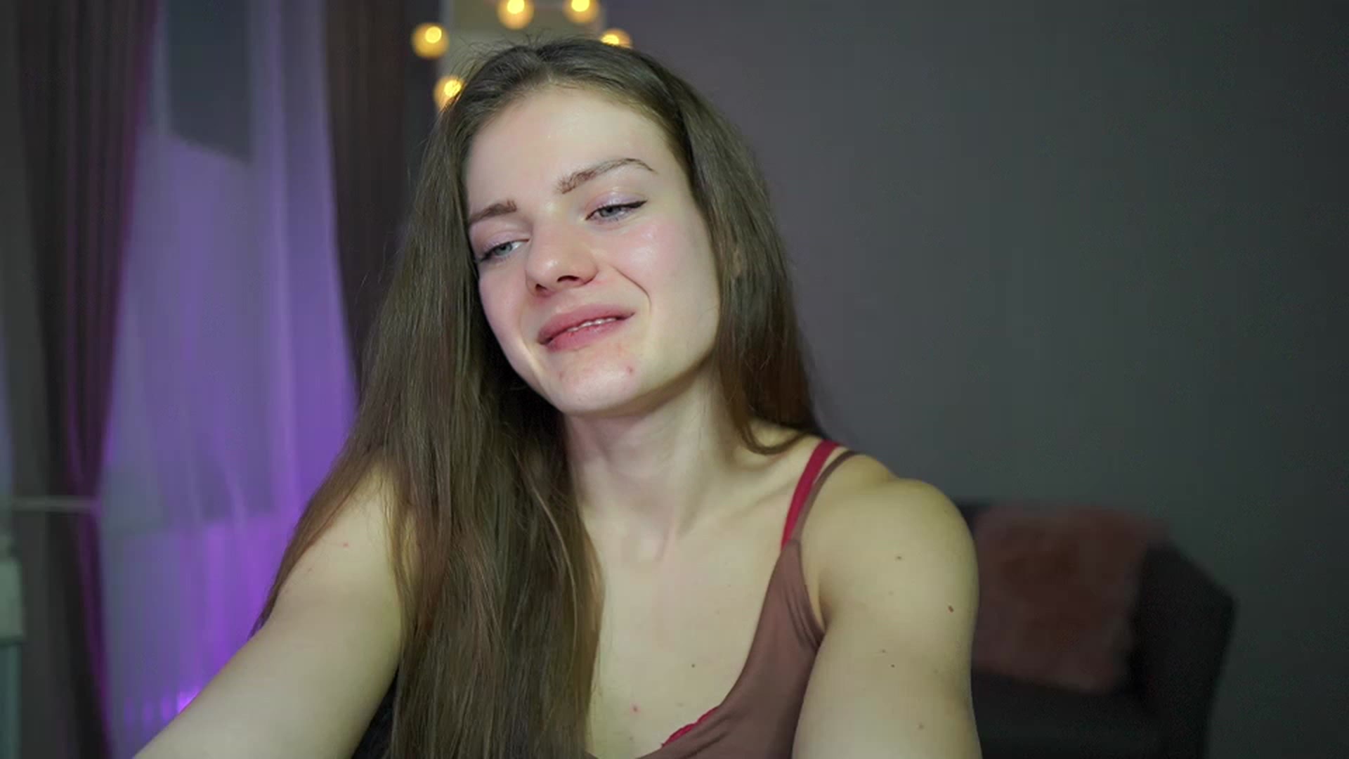 Gallery image thumbnail from Elly_Malkova_'s myfreecams stream on, 03/16/2023, 23:32 image 12 of 20