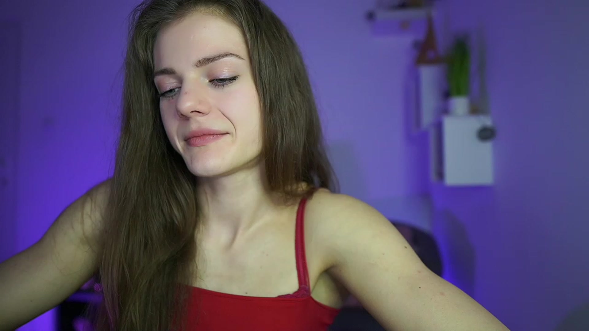 Gallery image thumbnail from Elly_Malkova_'s myfreecams stream on, 04/21/2023, 14:23 image 18 of 20