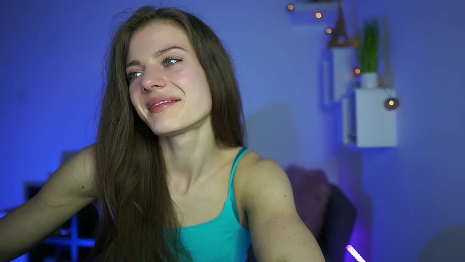 Gallery image thumbnail from Elly_Malkova_'s myfreecams stream on, 04/23/2023, 19:49 image 18 of 20
