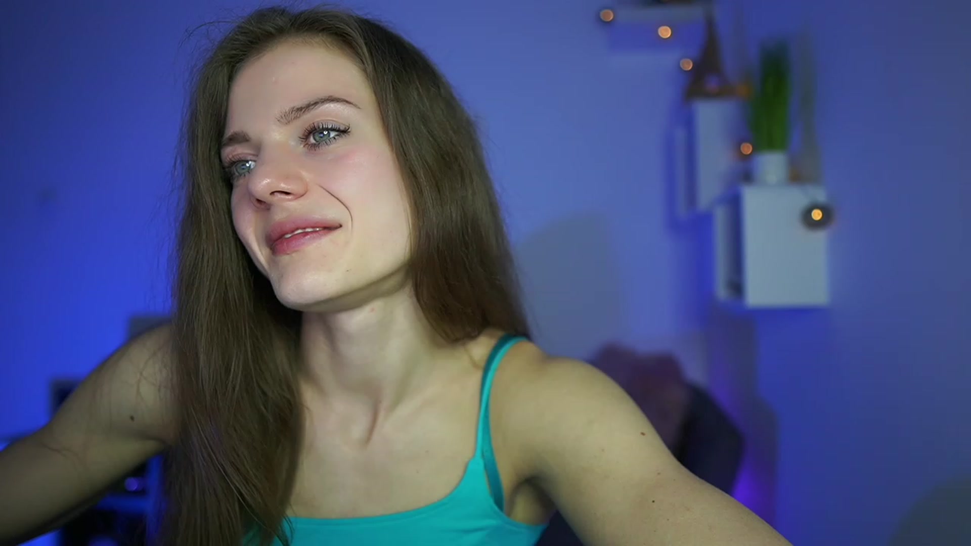 Gallery image thumbnail from Elly_Malkova_'s myfreecams stream on, 04/23/2023, 19:49 image 8 of 20