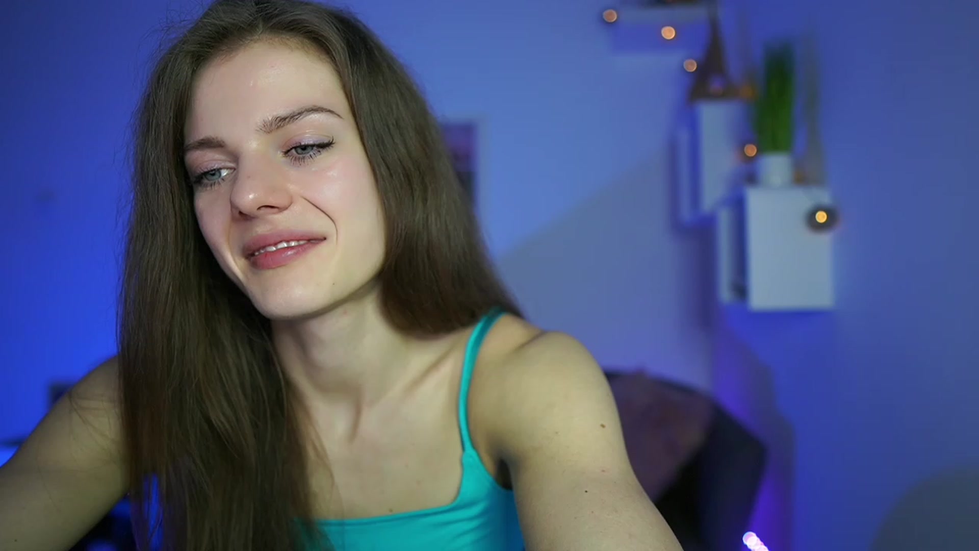 Gallery image thumbnail from Elly_Malkova_'s myfreecams stream on, 04/23/2023, 21:39 image 19 of 20