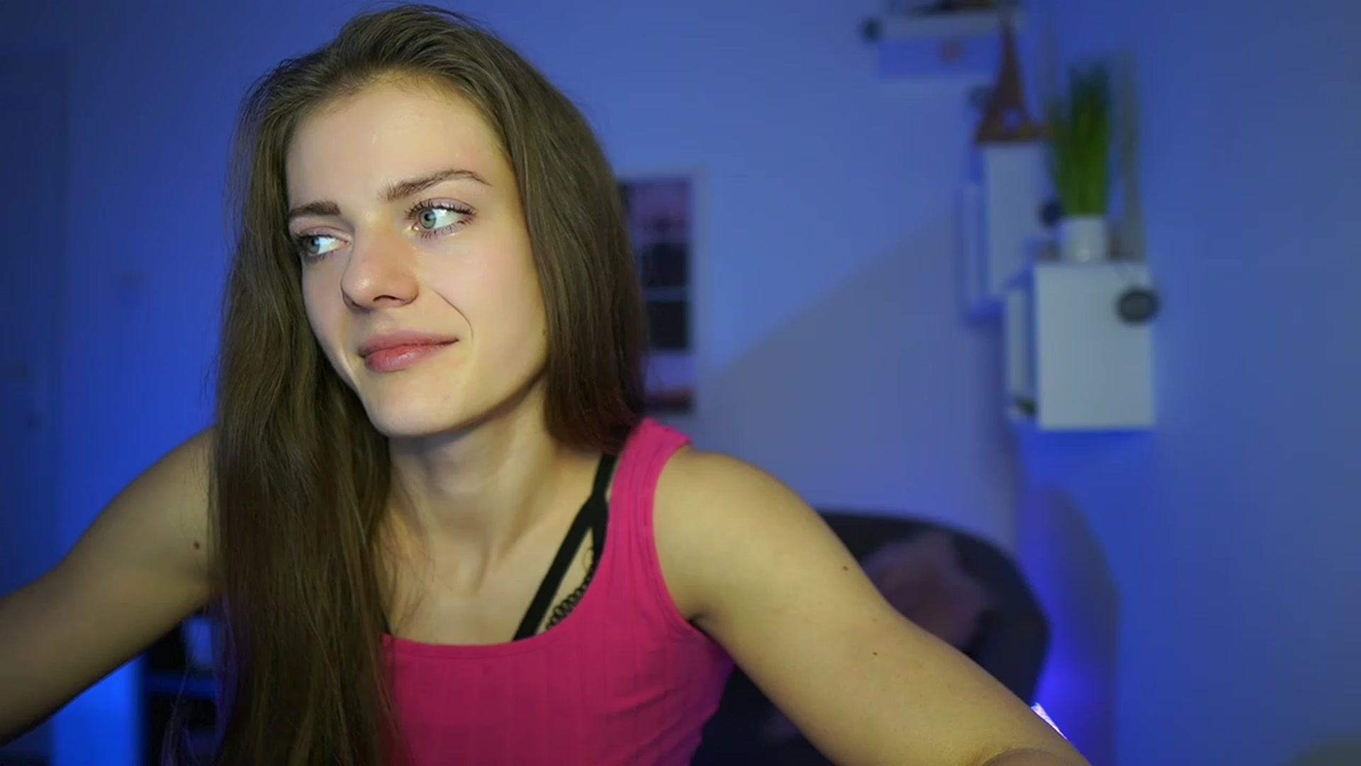 Gallery image thumbnail from Elly_Malkova_'s myfreecams stream on, 04/28/2023, 17:58 image 14 of 20