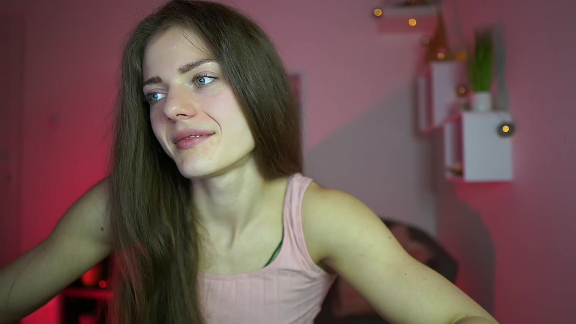 Gallery image thumbnail from Elly_Malkova_'s myfreecams stream on, 04/29/2023, 14:01 image 14 of 20