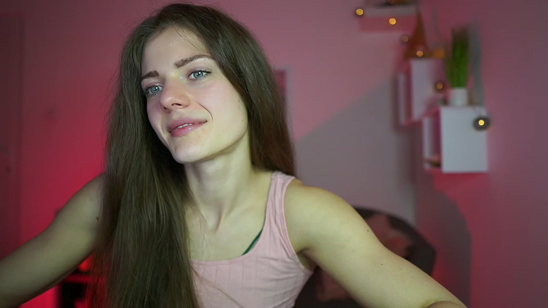 Gallery image thumbnail from Elly_Malkova_'s myfreecams stream on, 04/29/2023, 14:41 image 13 of 20