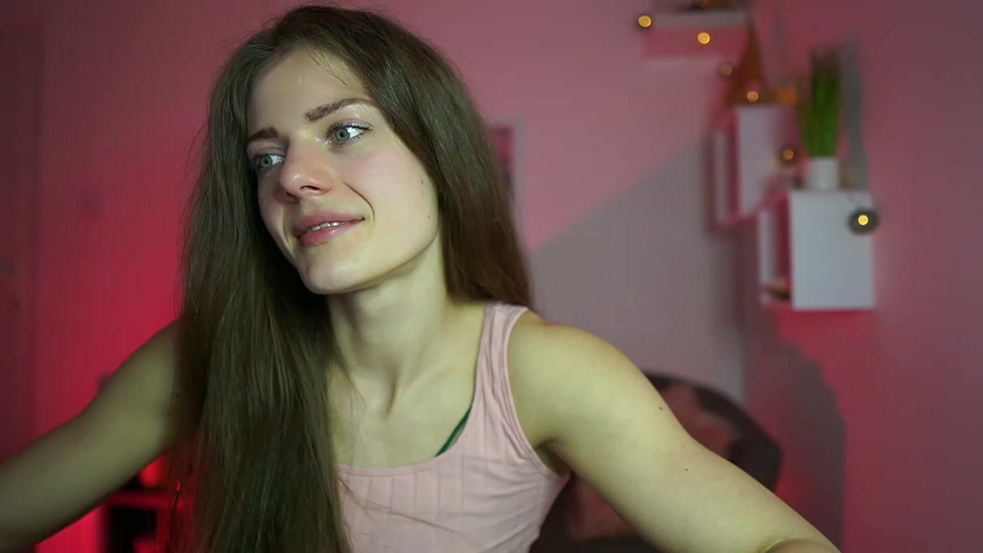 Gallery image thumbnail from Elly_Malkova_'s myfreecams stream on, 04/29/2023, 14:41 image 9 of 20