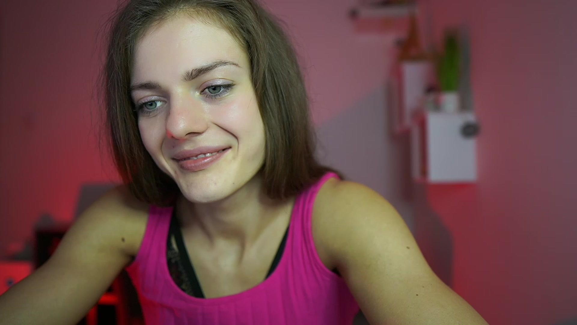 Gallery image thumbnail from Elly_Malkova_'s myfreecams stream on, 05/09/2023, 23:11 image 12 of 20