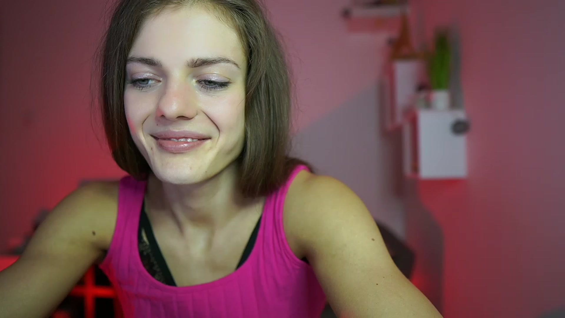 Gallery image thumbnail from Elly_Malkova_'s myfreecams stream on, 05/09/2023, 23:11 image 11 of 20