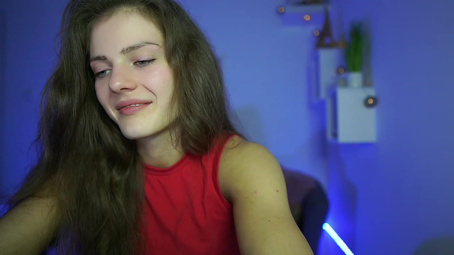 Gallery image thumbnail from Elly_Malkova_'s myfreecams stream on, 05/18/2023, 19:30 image 7 of 20