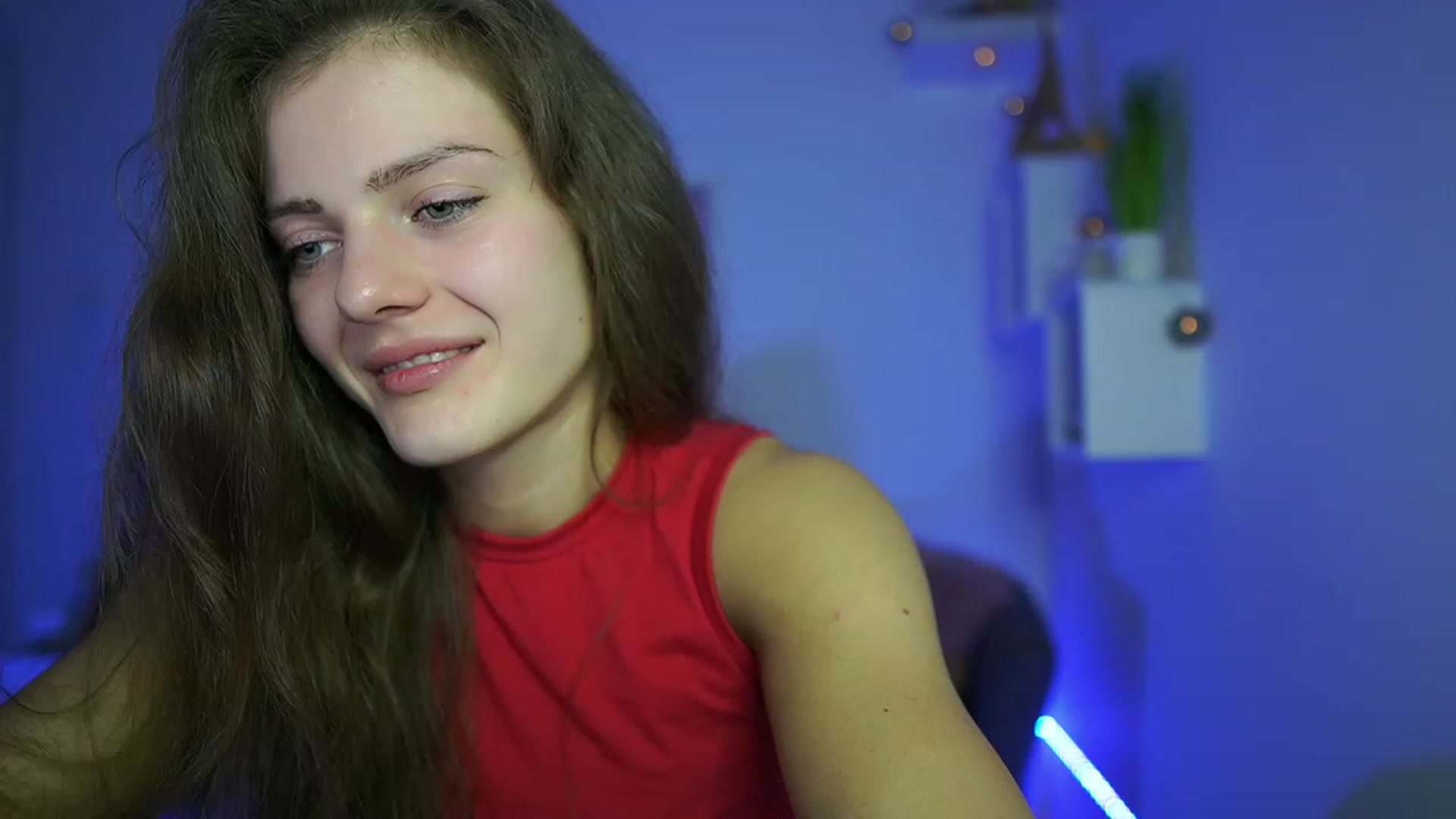 Gallery image thumbnail from Elly_Malkova_'s myfreecams stream on, 05/18/2023, 19:30 image 8 of 20