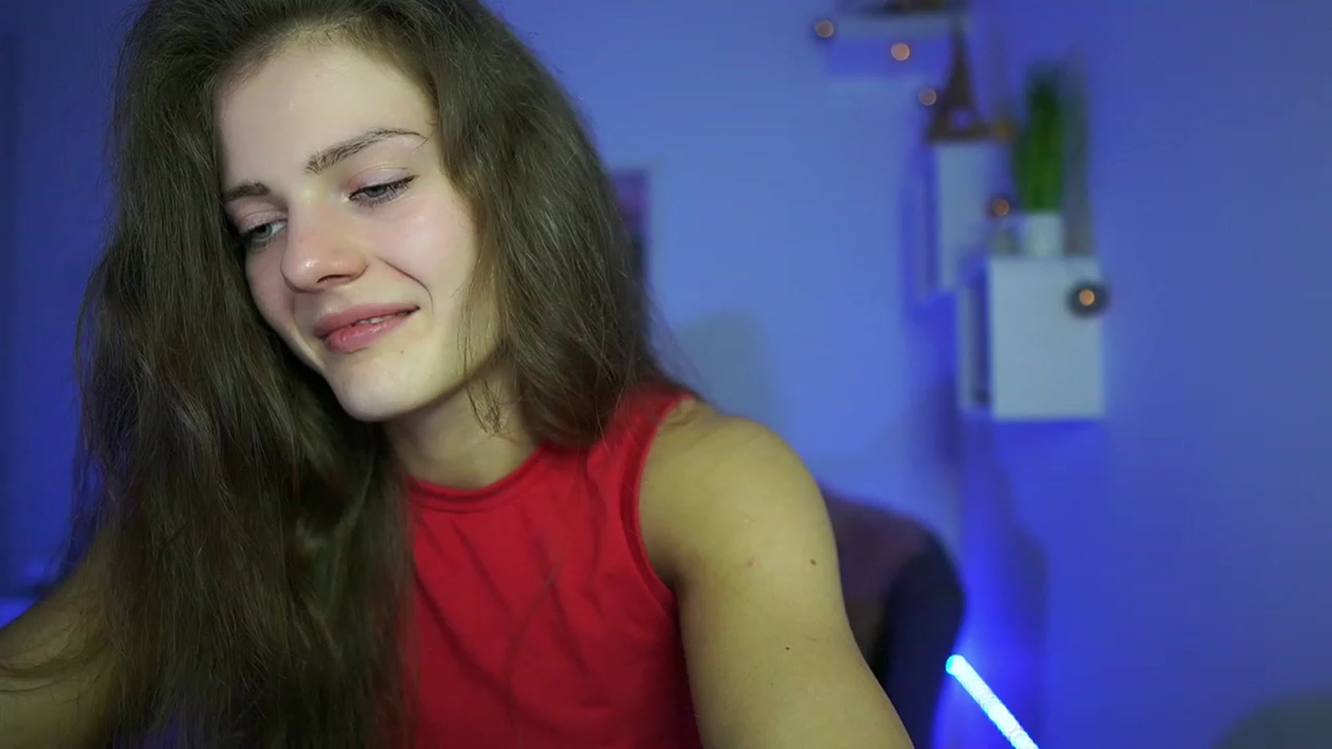Gallery image thumbnail from Elly_Malkova_'s myfreecams stream on, 05/18/2023, 19:30 image 5 of 20
