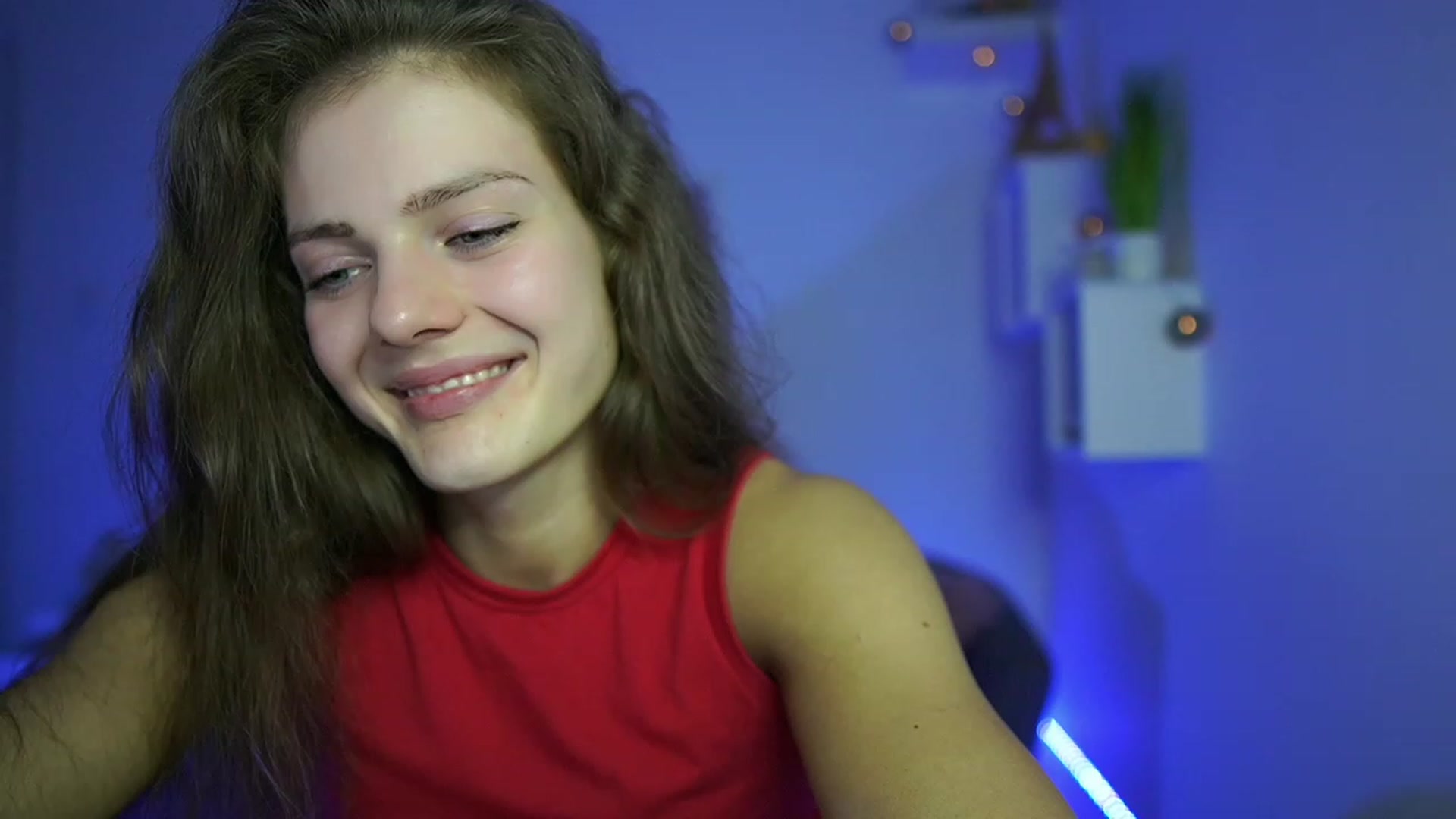 Gallery image thumbnail from Elly_Malkova_'s myfreecams stream on, 05/18/2023, 20:31 image 11 of 20