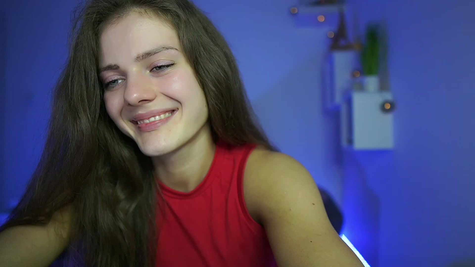 Gallery image thumbnail from Elly_Malkova_'s myfreecams stream on, 05/18/2023, 20:31 image 1 of 20