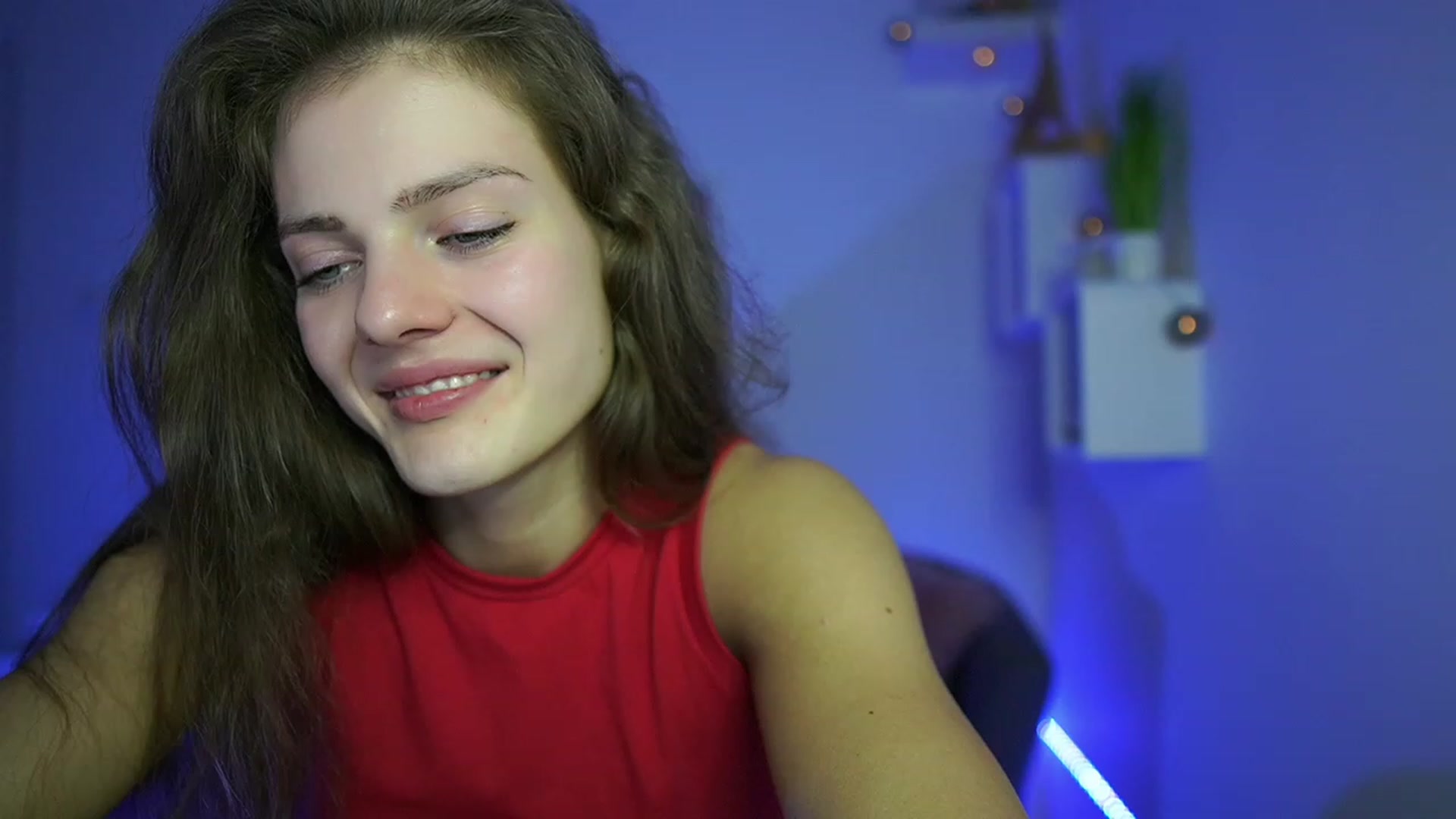 Gallery image thumbnail from Elly_Malkova_'s myfreecams stream on, 05/18/2023, 20:31 image 9 of 20