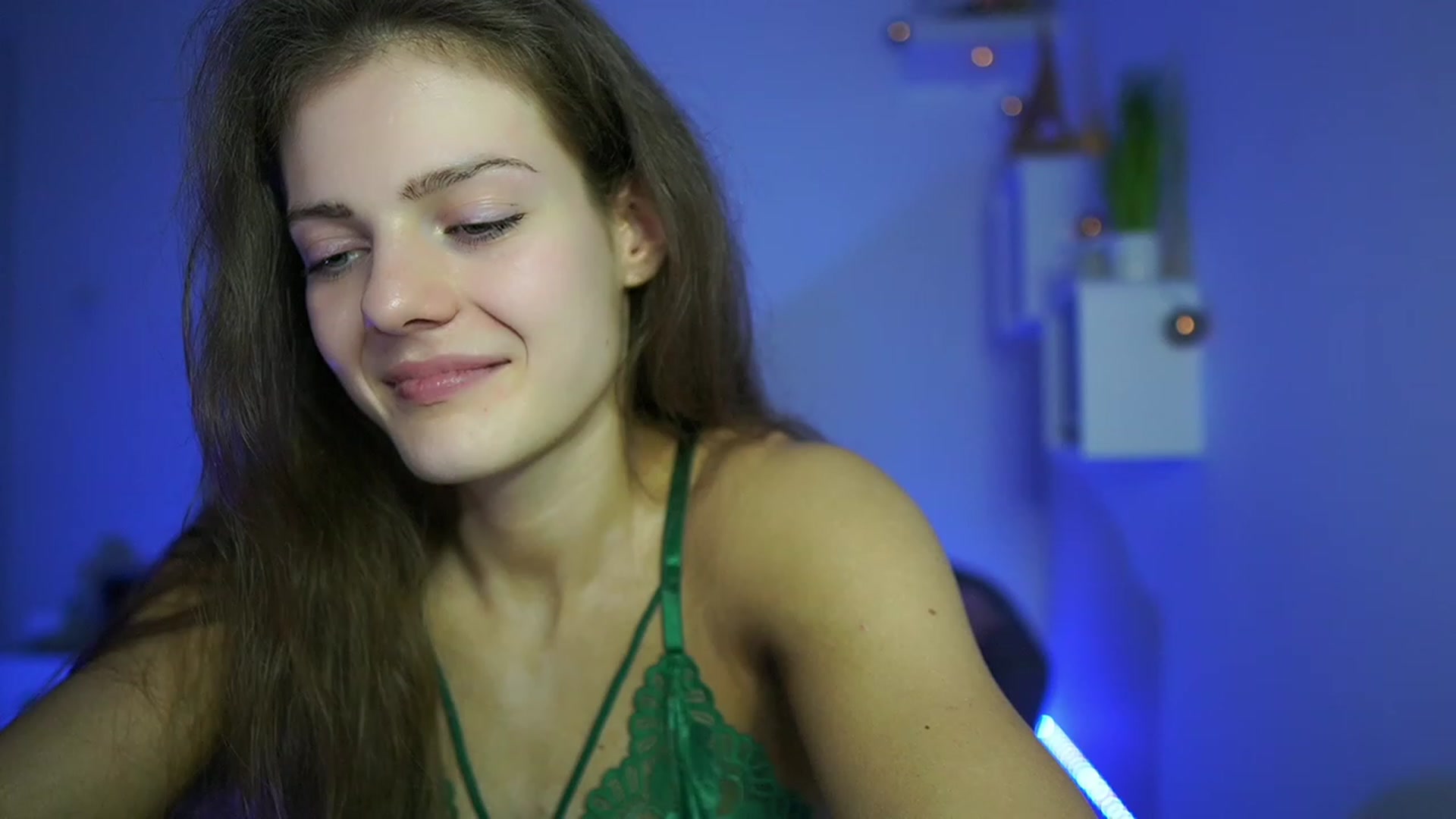 Gallery image thumbnail from Elly_Malkova_'s myfreecams stream on, 05/18/2023, 21:55 image 20 of 20