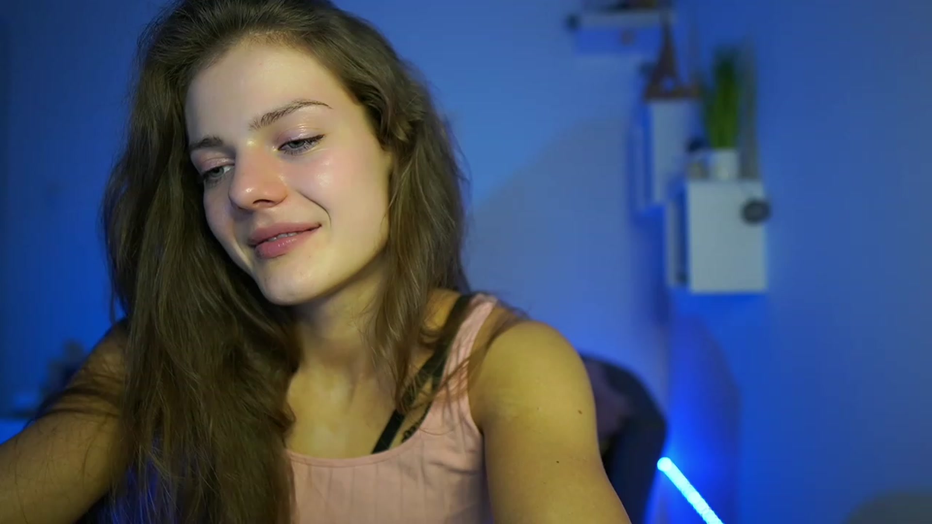 Gallery image thumbnail from Elly_Malkova_'s myfreecams stream on, 05/19/2023, 22:13 image 1 of 20