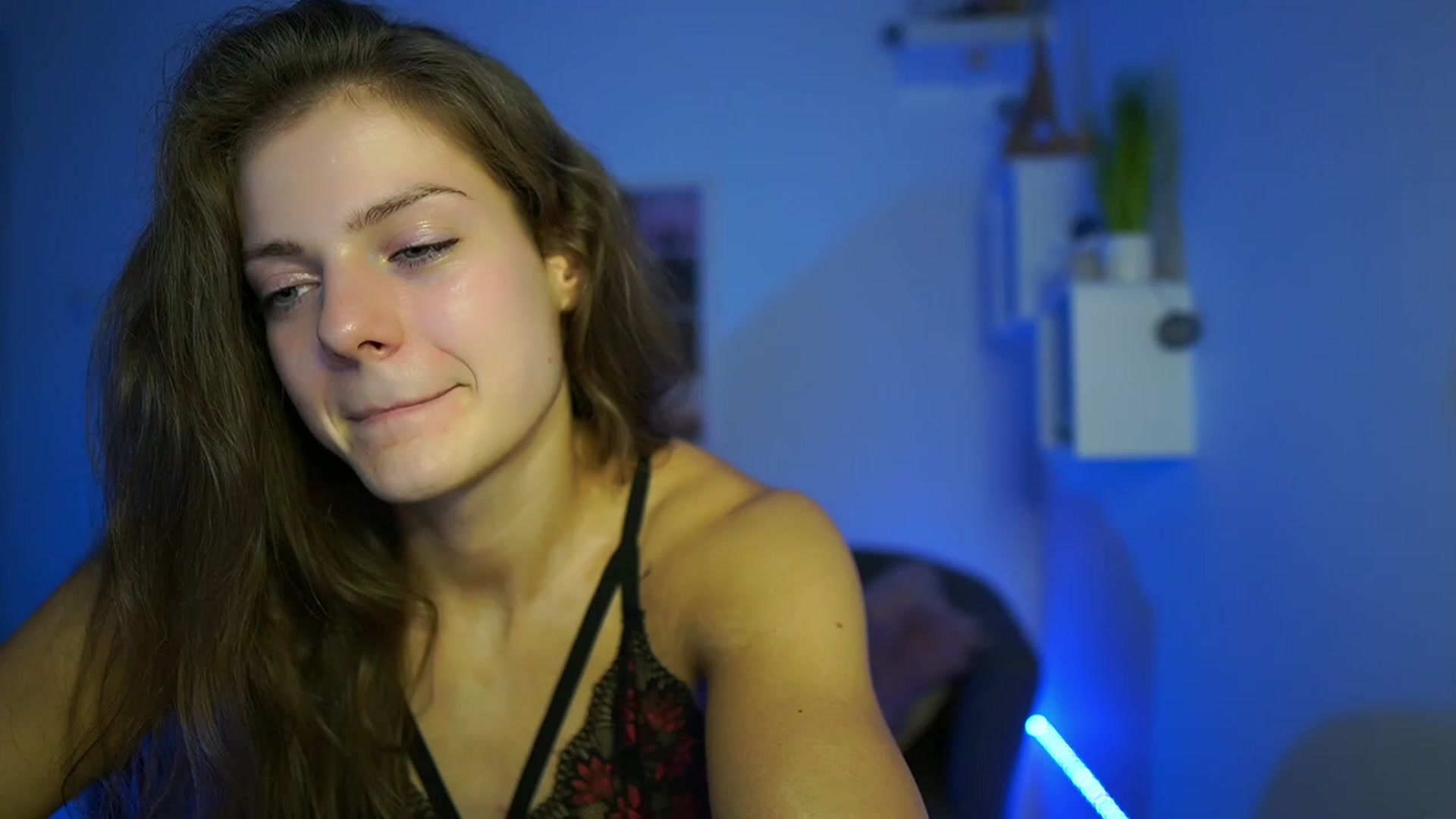 Gallery image thumbnail from Elly_Malkova_'s myfreecams stream on, 05/19/2023, 23:23 image 7 of 20