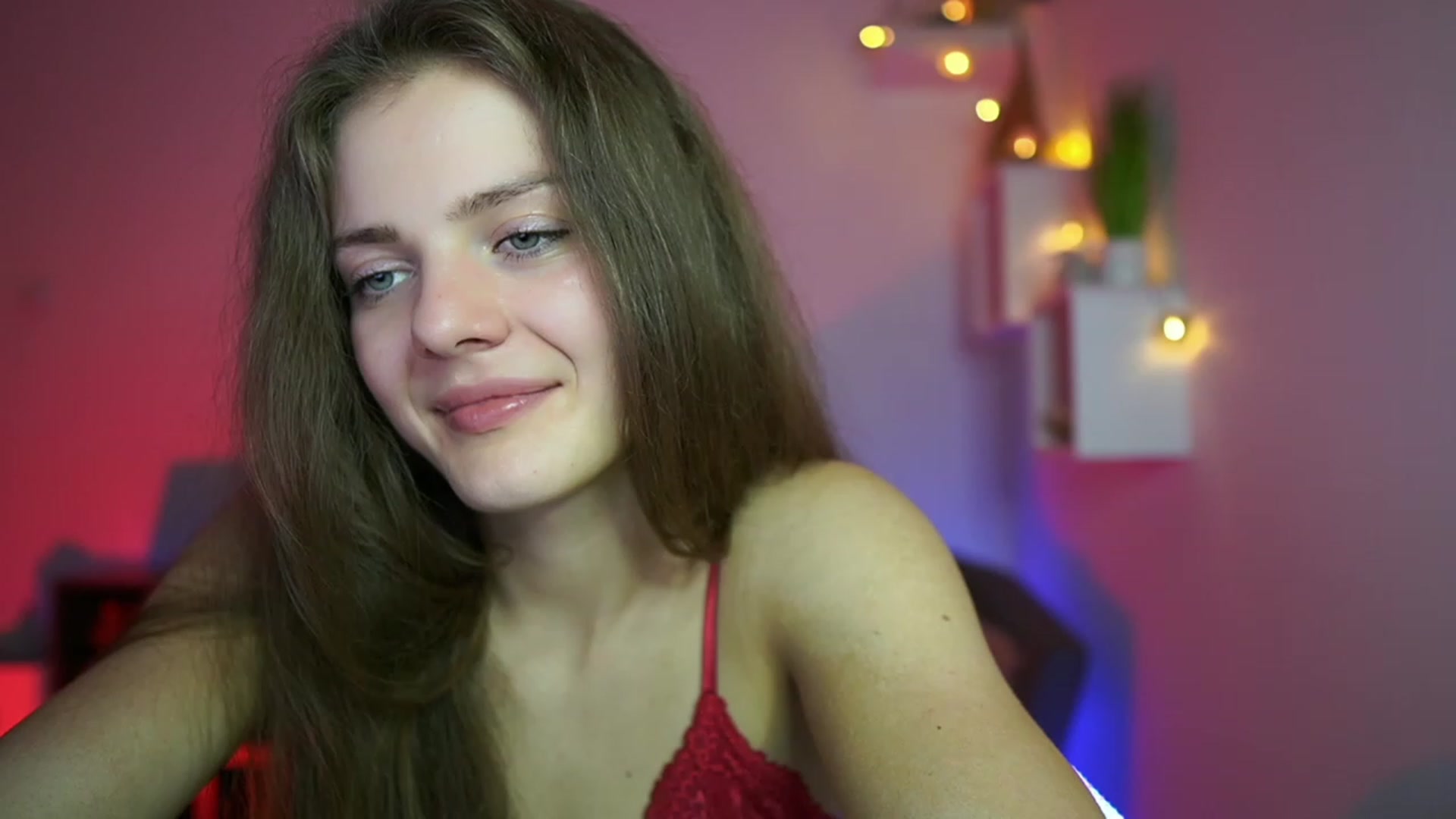 Gallery image thumbnail from Elly_Malkova_'s myfreecams stream on, 05/27/2023, 20:18 image 7 of 20