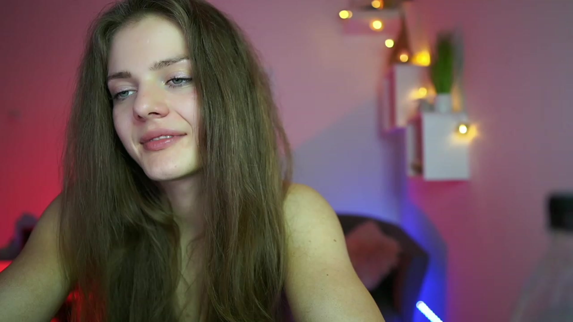 Gallery image thumbnail from Elly_Malkova_'s myfreecams stream on, 05/27/2023, 20:18 image 9 of 20
