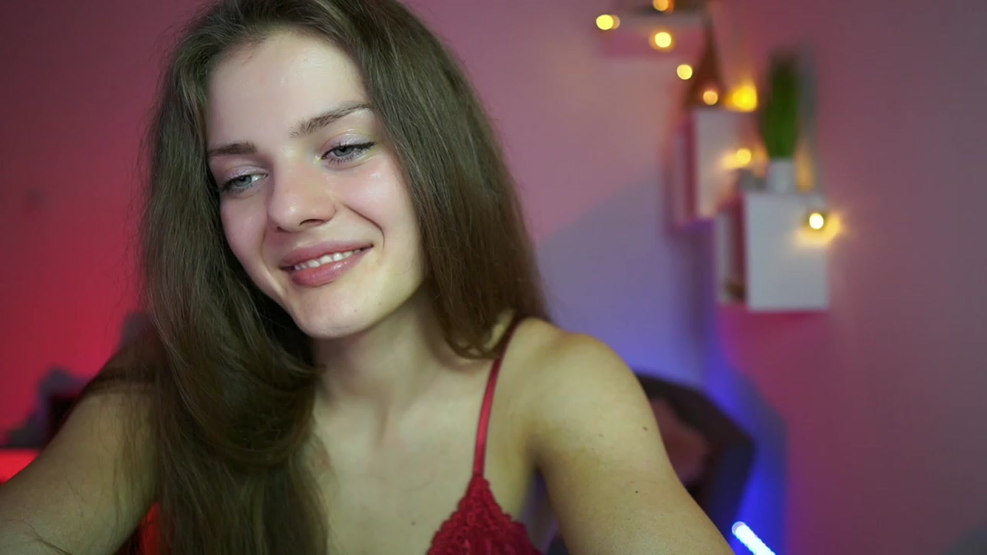 Gallery image thumbnail from Elly_Malkova_'s myfreecams stream on, 05/27/2023, 20:18 image 5 of 20