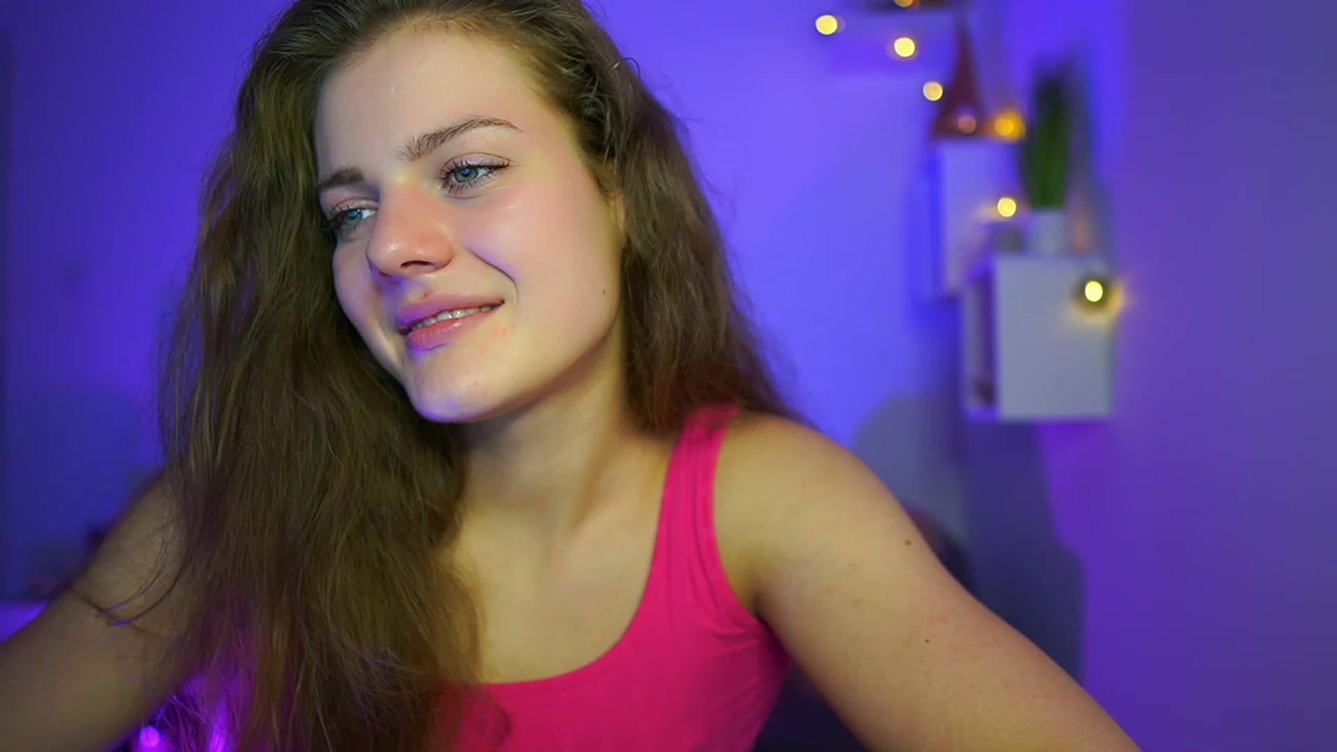 Gallery image thumbnail from Elly_Malkova_'s myfreecams stream on, 06/02/2023, 20:01 image 5 of 20