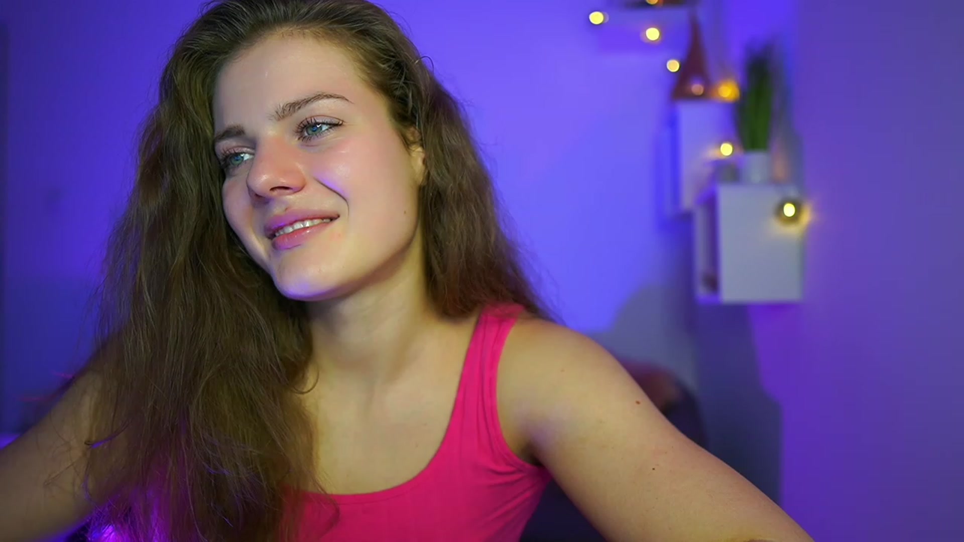 Gallery image thumbnail from Elly_Malkova_'s myfreecams stream on, 06/02/2023, 20:01 image 3 of 20