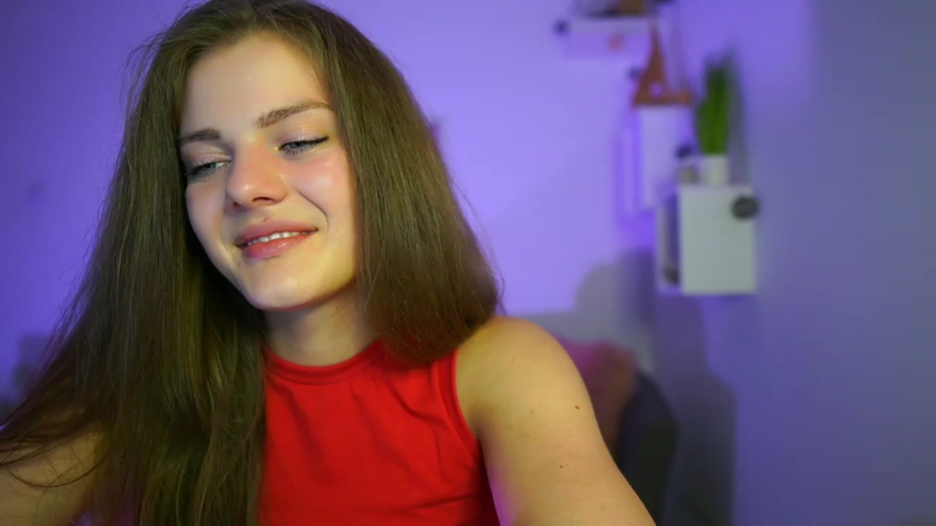 Gallery image thumbnail from Elly_Malkova_'s myfreecams stream on, 06/03/2023, 19:18 image 5 of 20