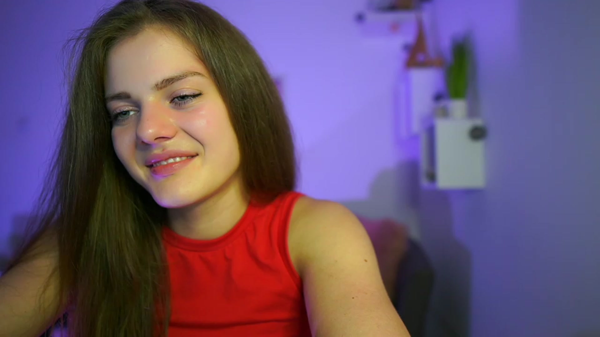 Gallery image thumbnail from Elly_Malkova_'s myfreecams stream on, 06/03/2023, 19:18 image 12 of 20