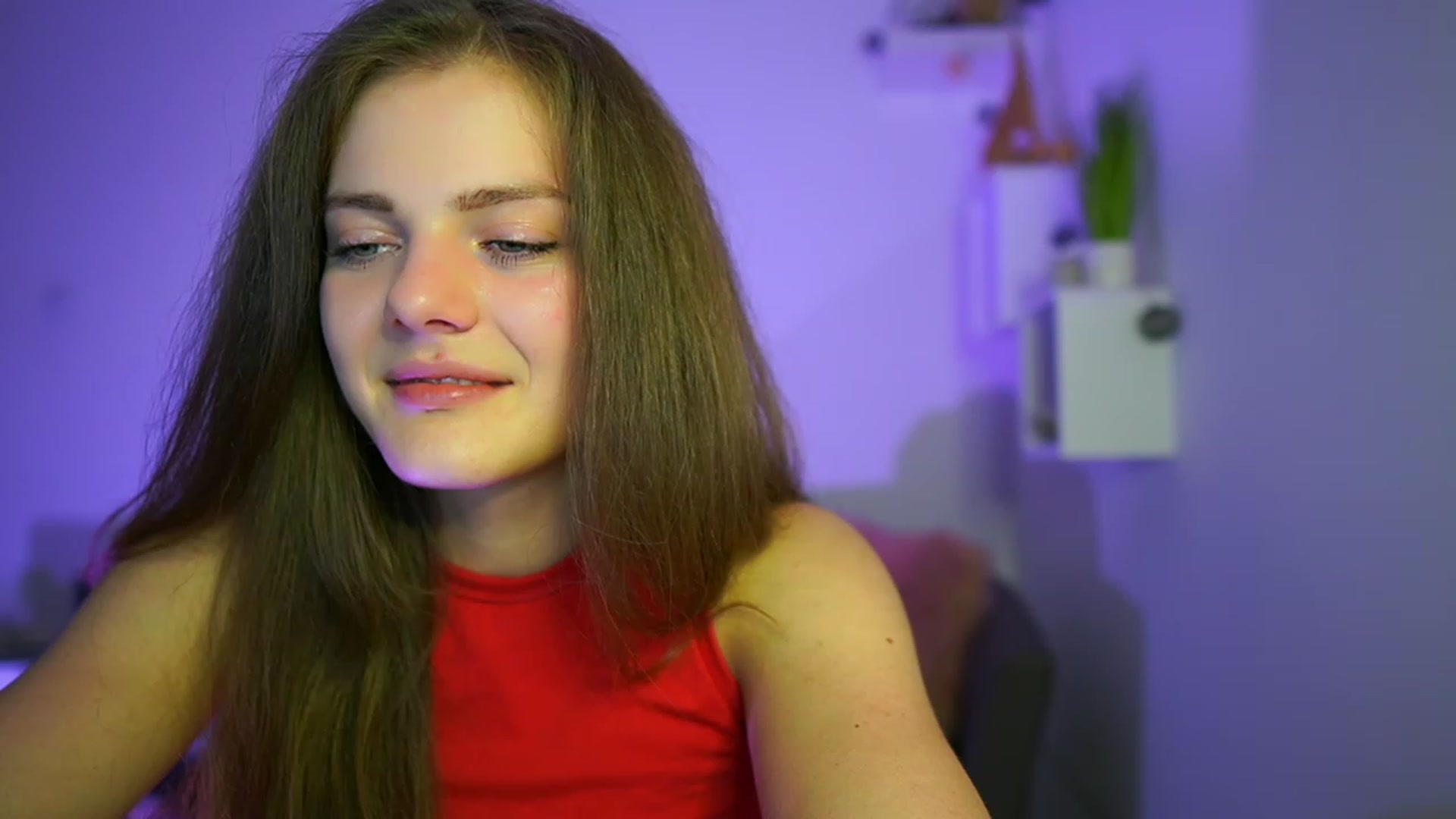 Gallery image thumbnail from Elly_Malkova_'s myfreecams stream on, 06/03/2023, 19:18 image 9 of 20