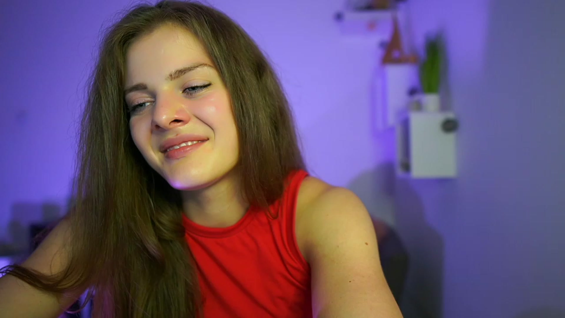 Gallery image thumbnail from Elly_Malkova_'s myfreecams stream on, 06/03/2023, 20:42 image 15 of 20