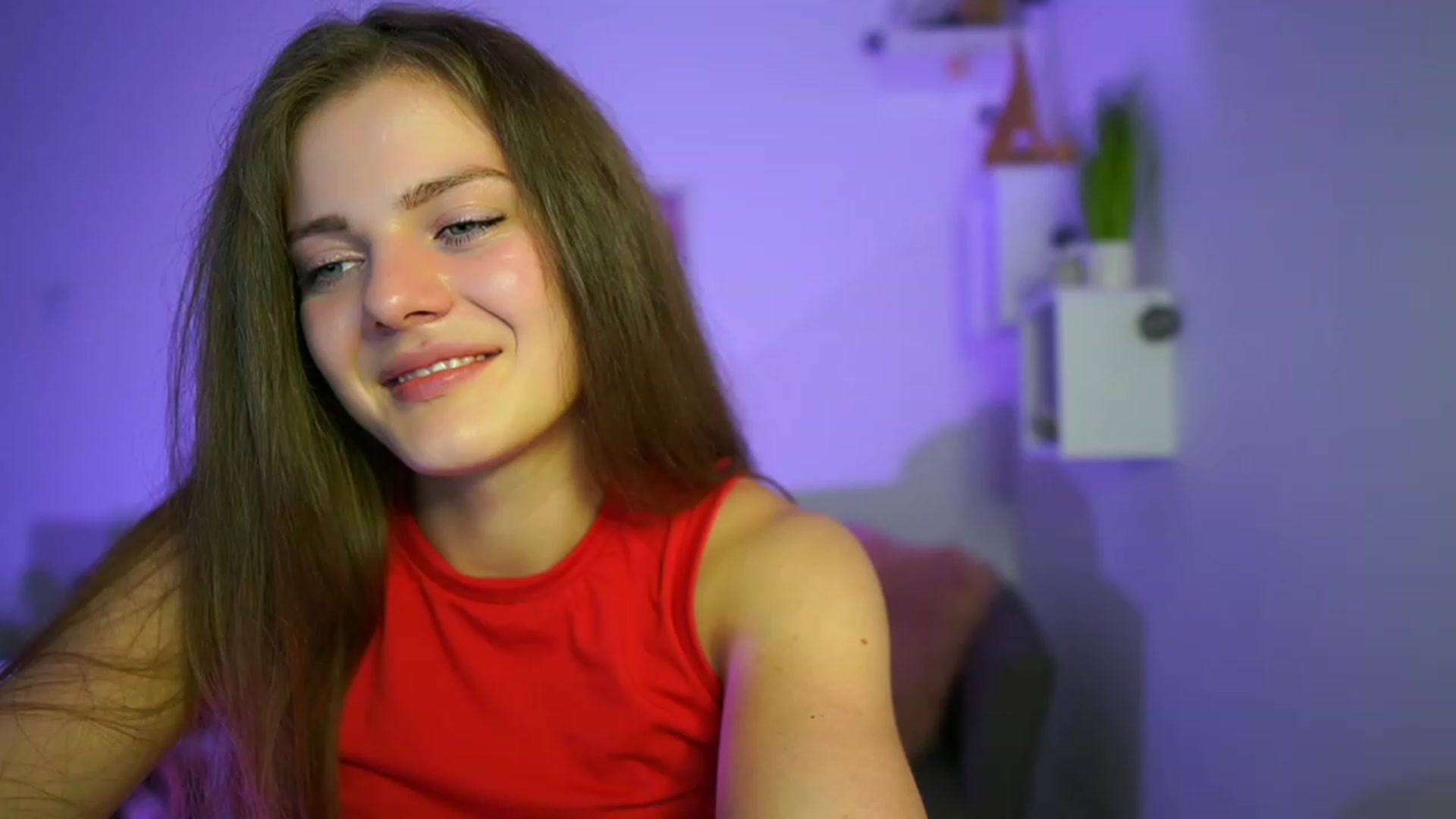 Gallery image thumbnail from Elly_Malkova_'s myfreecams stream on, 06/03/2023, 20:42 image 7 of 20