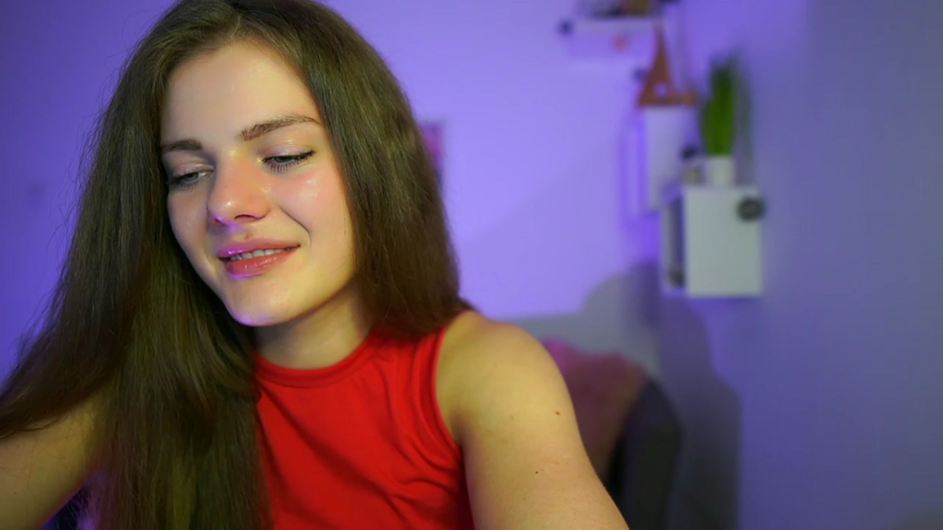 Gallery image thumbnail from Elly_Malkova_'s myfreecams stream on, 06/03/2023, 20:42 image 2 of 20