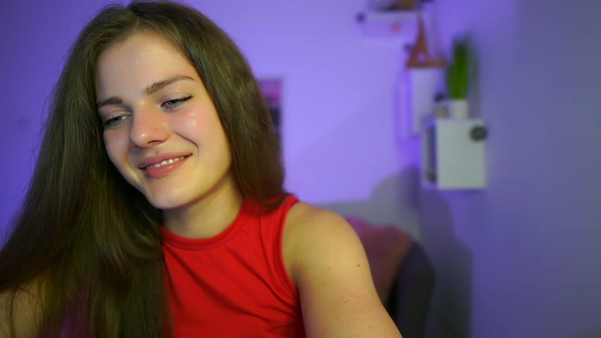 Gallery image thumbnail from Elly_Malkova_'s myfreecams stream on, 06/03/2023, 20:42 image 4 of 20