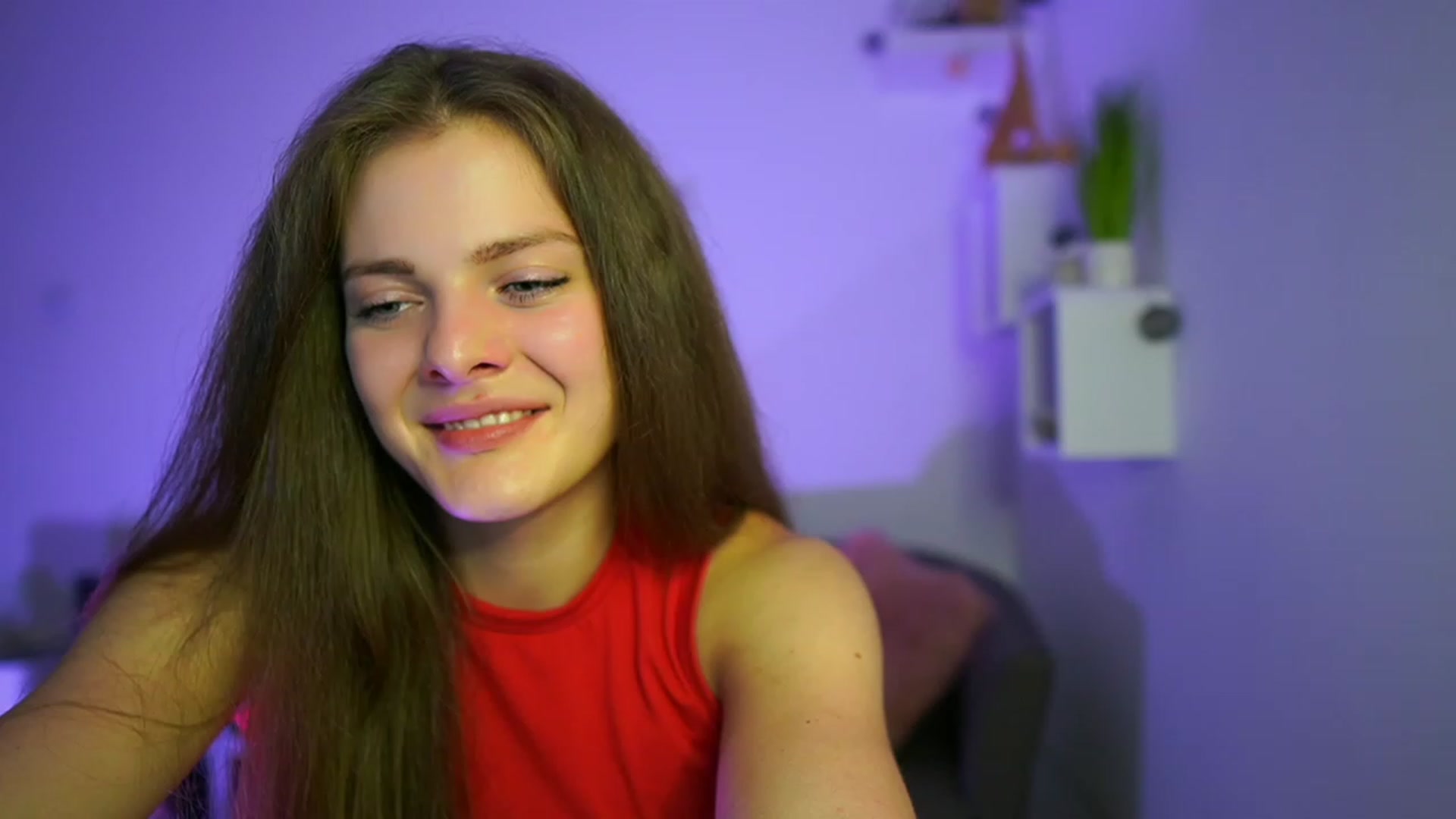 Gallery image thumbnail from Elly_Malkova_'s myfreecams stream on, 06/03/2023, 21:20 image 12 of 20