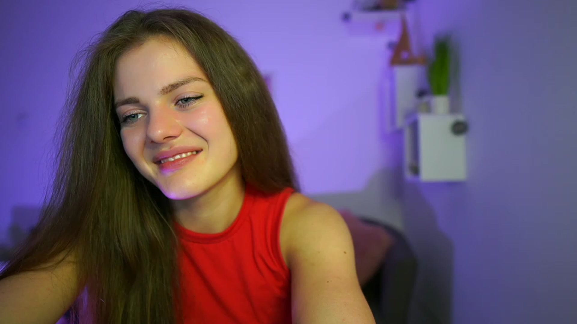 Gallery image thumbnail from Elly_Malkova_'s myfreecams stream on, 06/03/2023, 21:20 image 5 of 20
