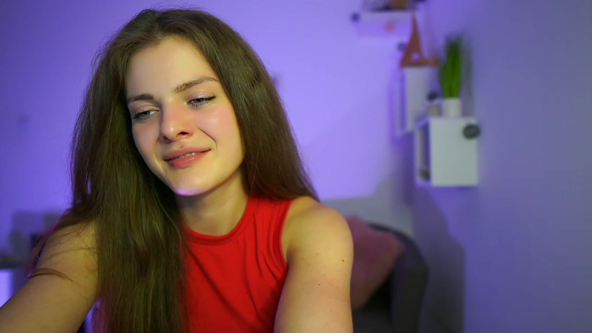 Gallery image thumbnail from Elly_Malkova_'s myfreecams stream on, 06/03/2023, 21:20 image 18 of 20