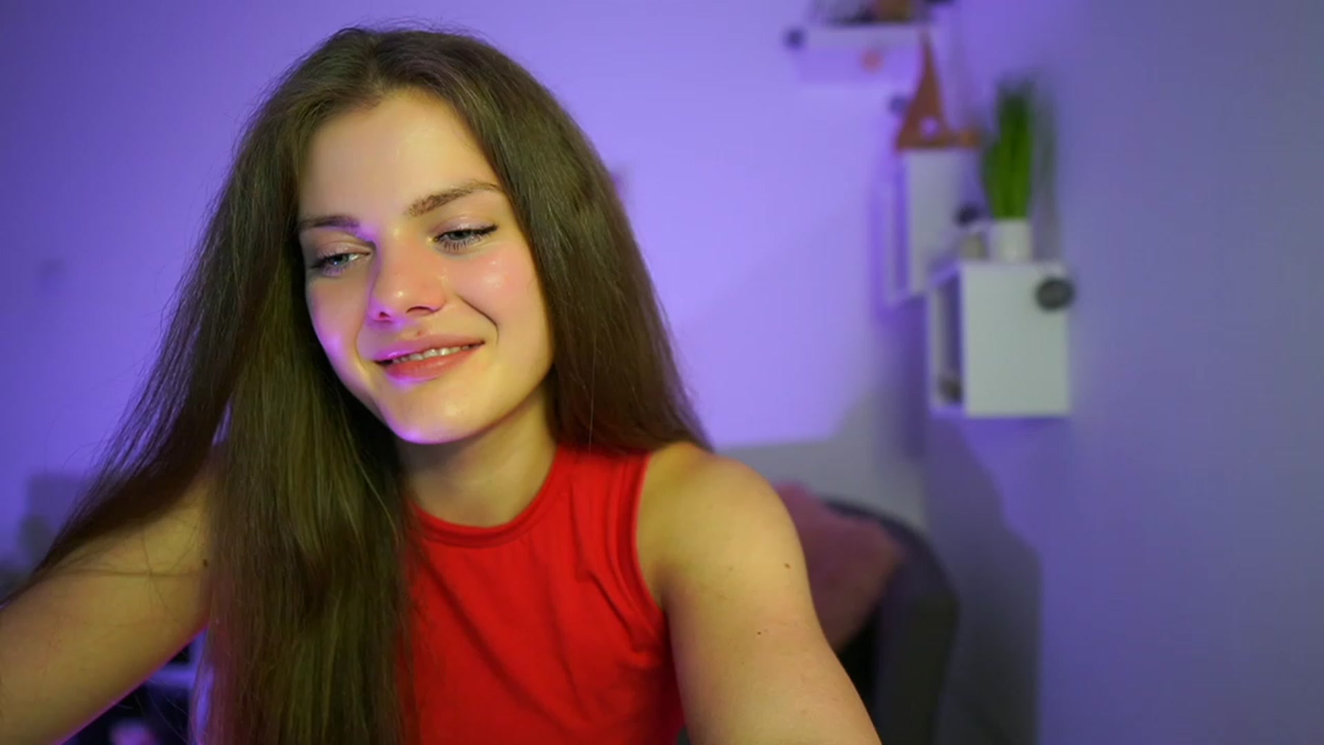 Gallery image thumbnail from Elly_Malkova_'s myfreecams stream on, 06/03/2023, 21:20 image 20 of 20