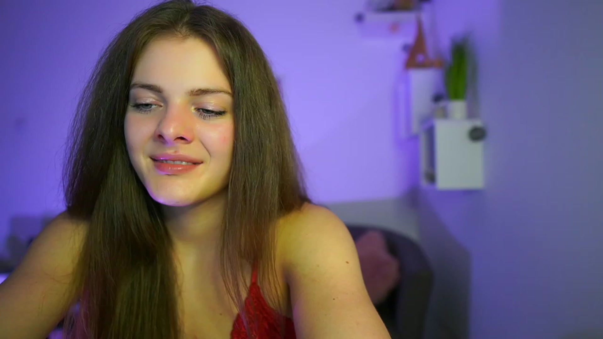 Gallery image thumbnail from Elly_Malkova_'s myfreecams stream on, 06/03/2023, 23:10 image 17 of 20