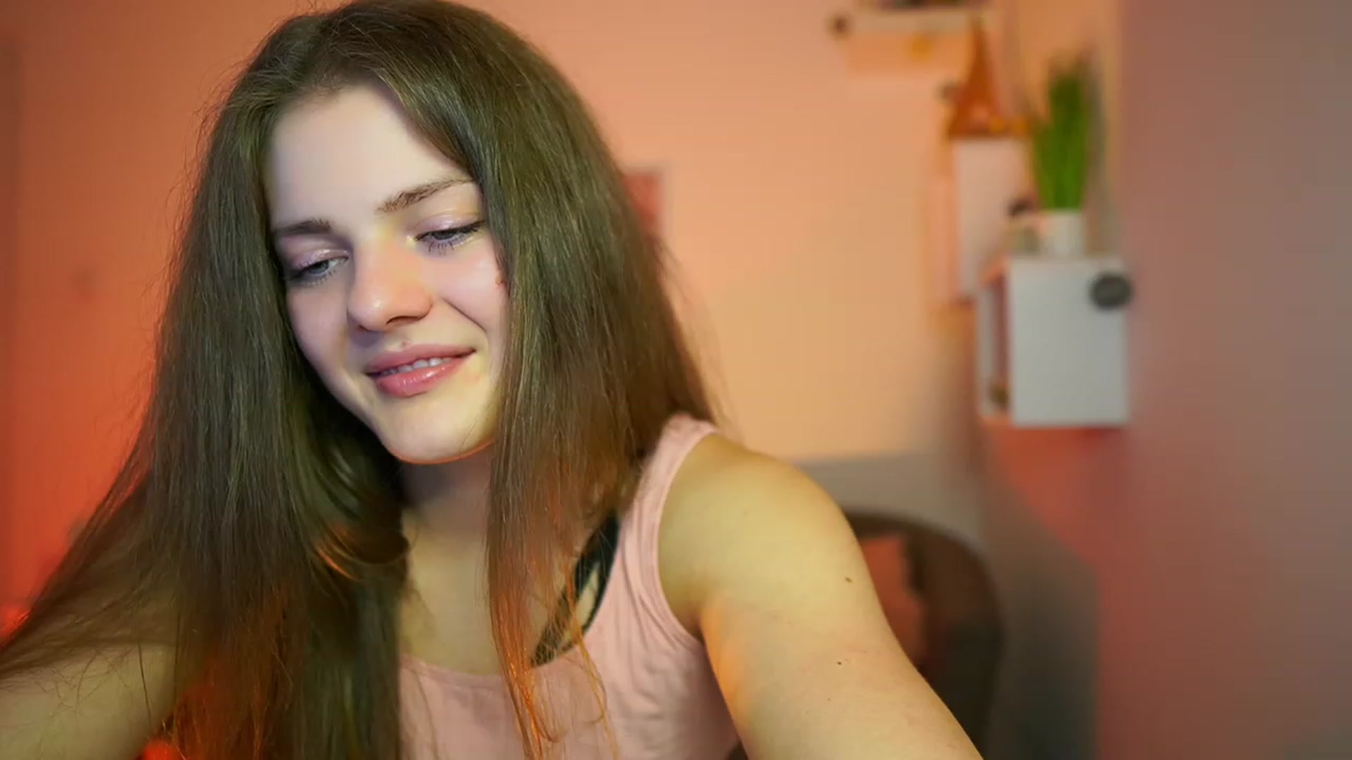 Gallery image thumbnail from Elly_Malkova_'s myfreecams stream on, 06/04/2023, 18:52 image 13 of 20