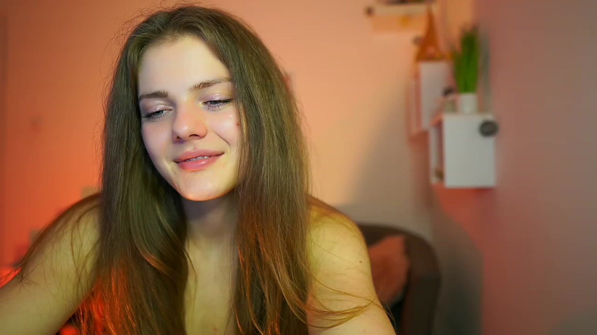 Gallery image thumbnail from Elly_Malkova_'s myfreecams stream on, 06/04/2023, 23:14 image 20 of 20