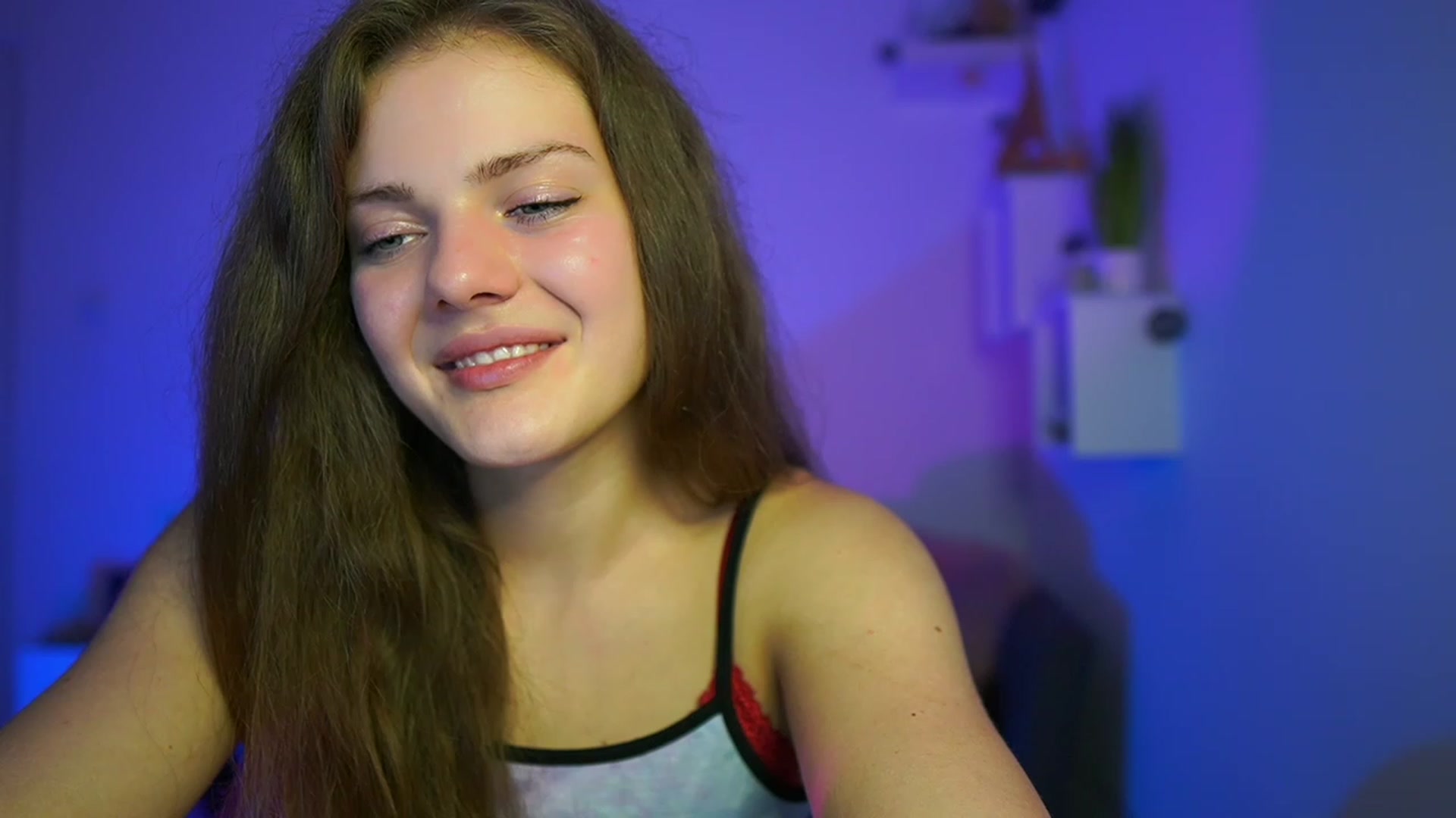 Gallery image thumbnail from Elly_Malkova_'s myfreecams stream on, 06/07/2023, 20:26 image 6 of 20
