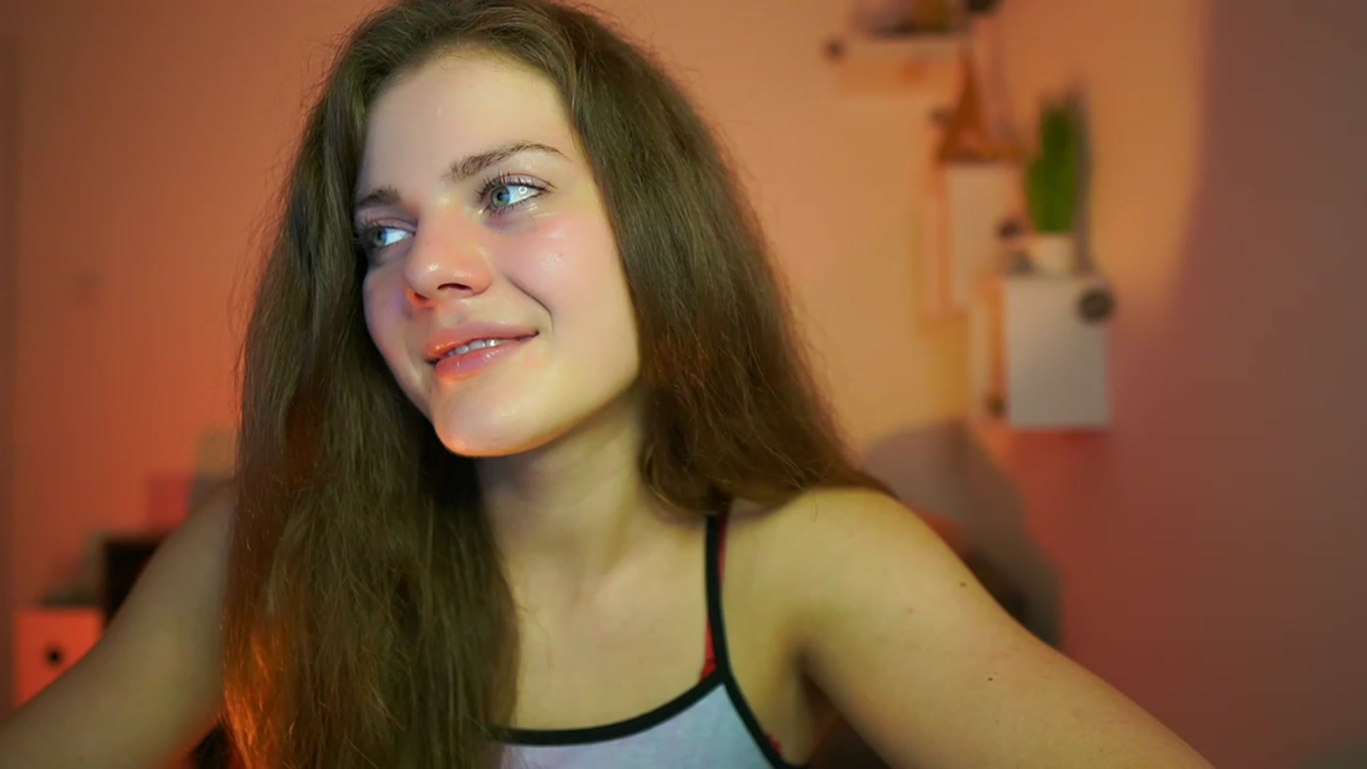 Gallery image thumbnail from Elly_Malkova_'s myfreecams stream on, 06/07/2023, 20:26 image 2 of 20